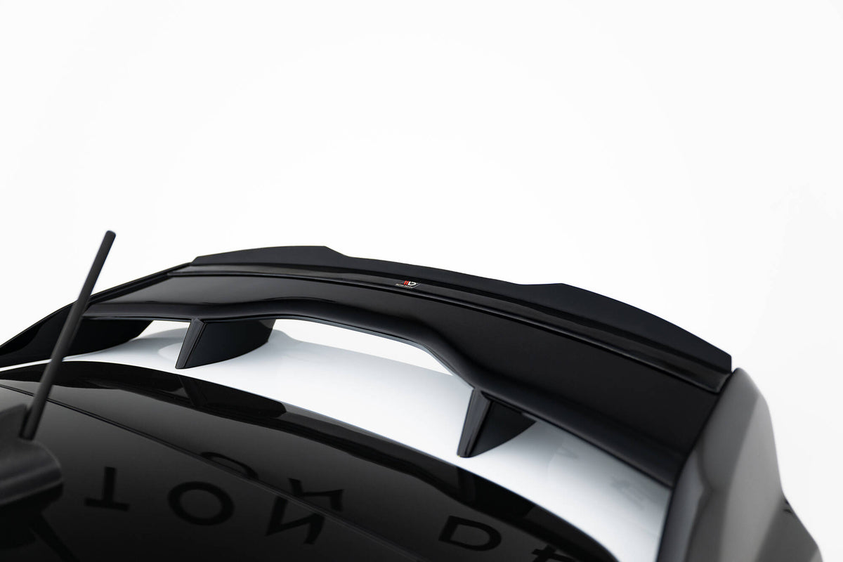Nærbilde av spoiler cap for Ford Fiesta Mk8 med synlig overflatetekstur