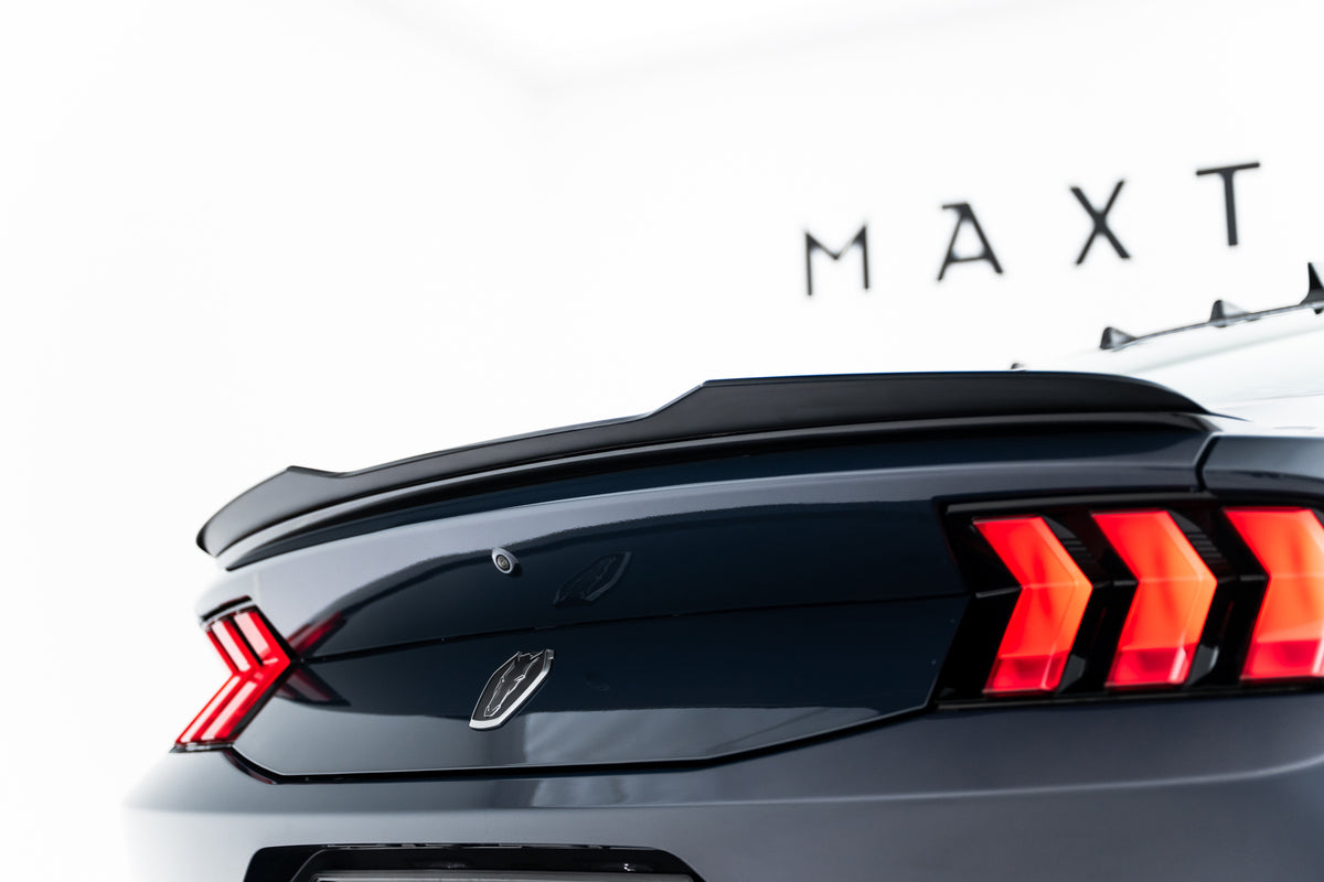 Spoiler Cap i blank sort ABS til Ford Mustang Dark Horse Mk7 sett bakfra