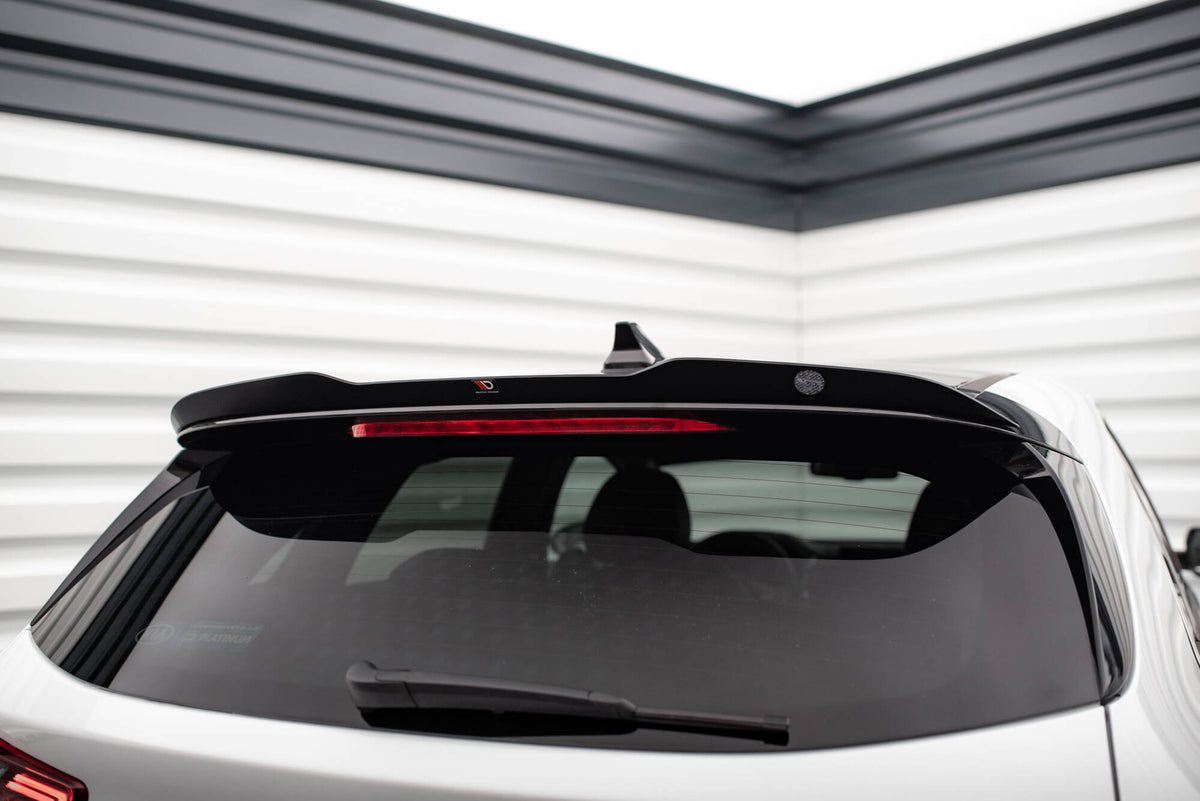 Spoiler cap til Kia Ceed GT MK3 sett ovenfra i strukturert svart finish