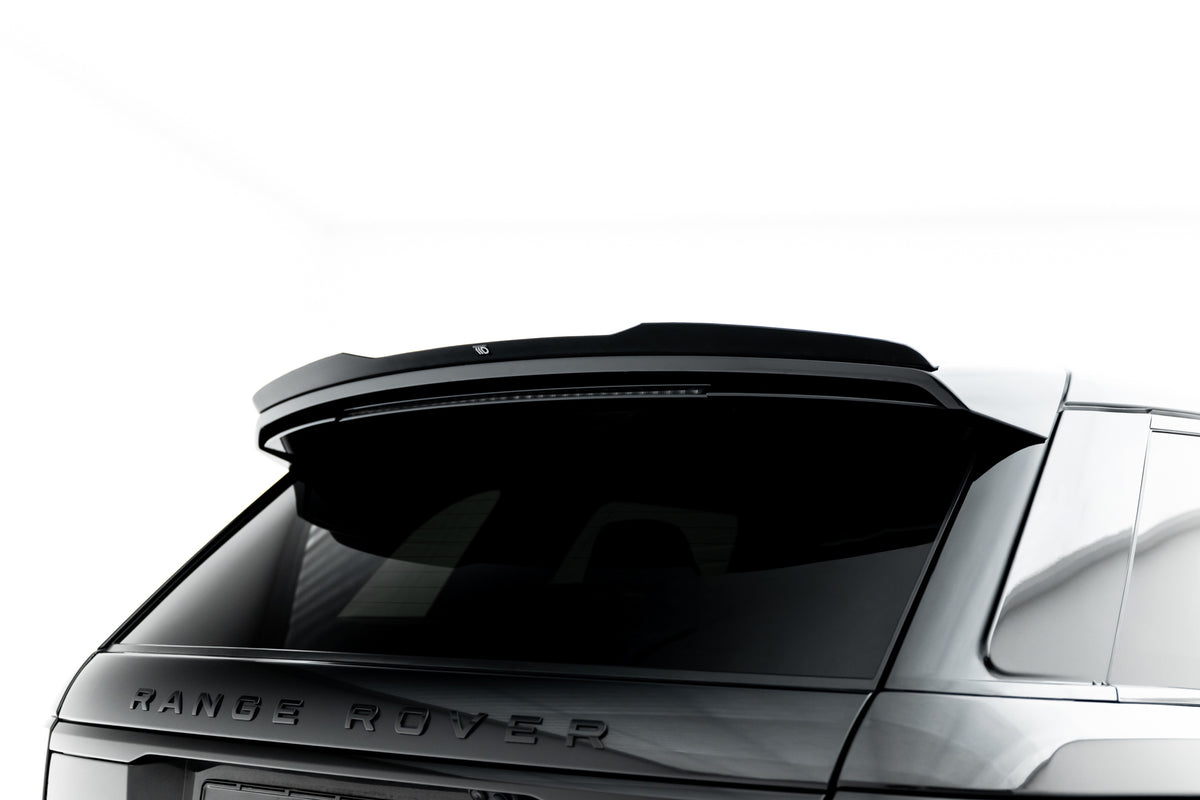 Spoiler cap montert over original hekkspoiler på Range Rover Sport SVR