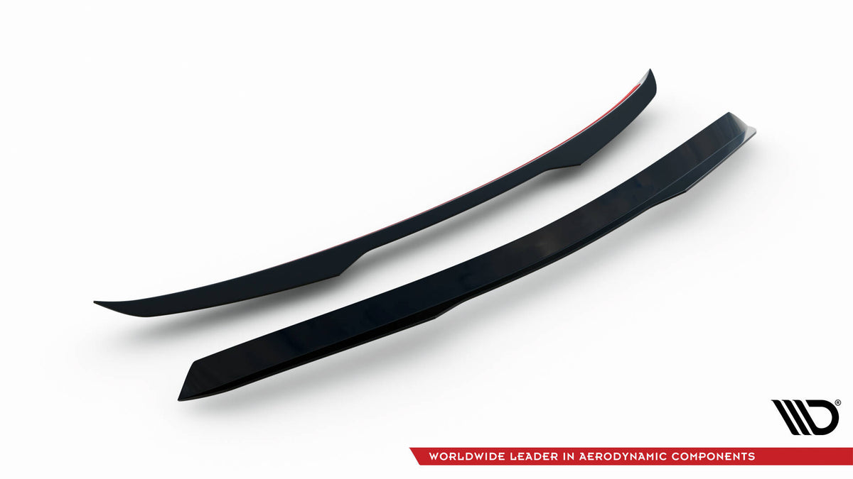 Nærbilde av spoiler cap for Mazda 3 MK4 med blank svart overflate
