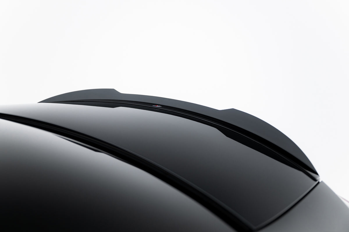 Nærbilde av ABS spoiler cap til Mercedes-AMG CLS 53 C257