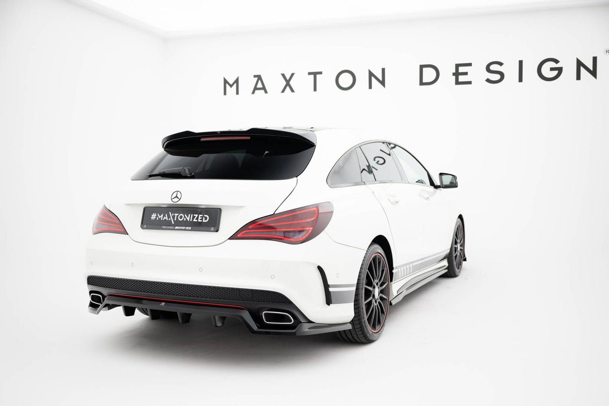 Spoiler cap i ABS-plast for Mercedes CLA X117 i nærbilde