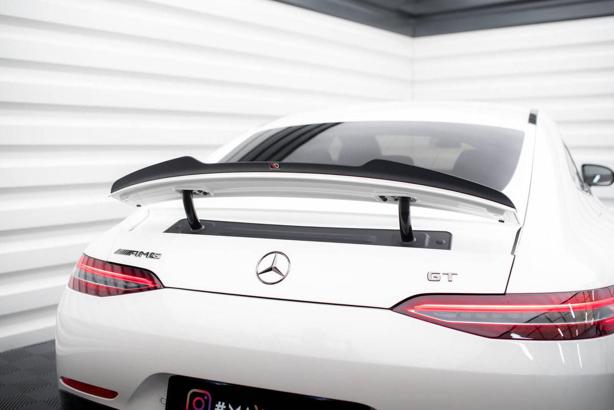 Spoiler cap til Mercedes GT 53 4-Door Coupe sett ovenfra med strukturert svart finish