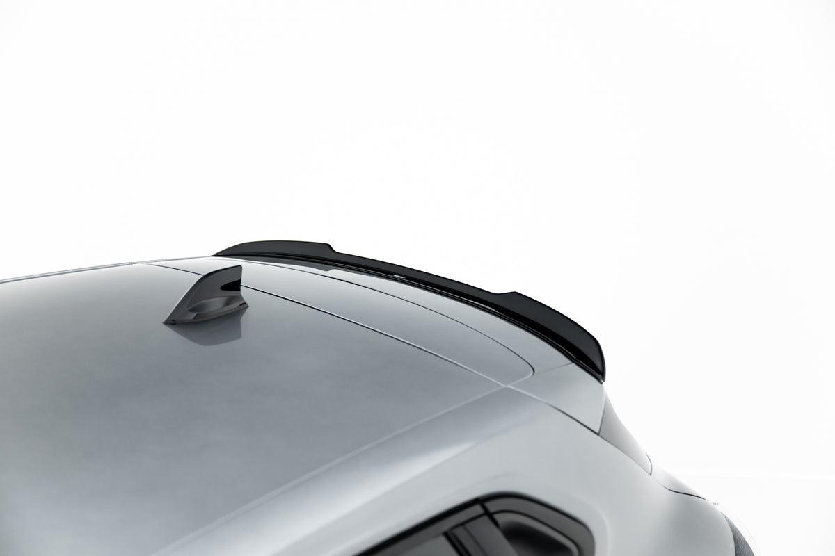 Spoiler Cap montert på takspoiler på Renault Clio Mk5 Facelift