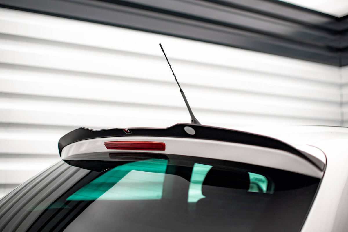 Spoiler cap til Seat Ibiza FR SC MK4 Facelift sett ovenfra i sort finish