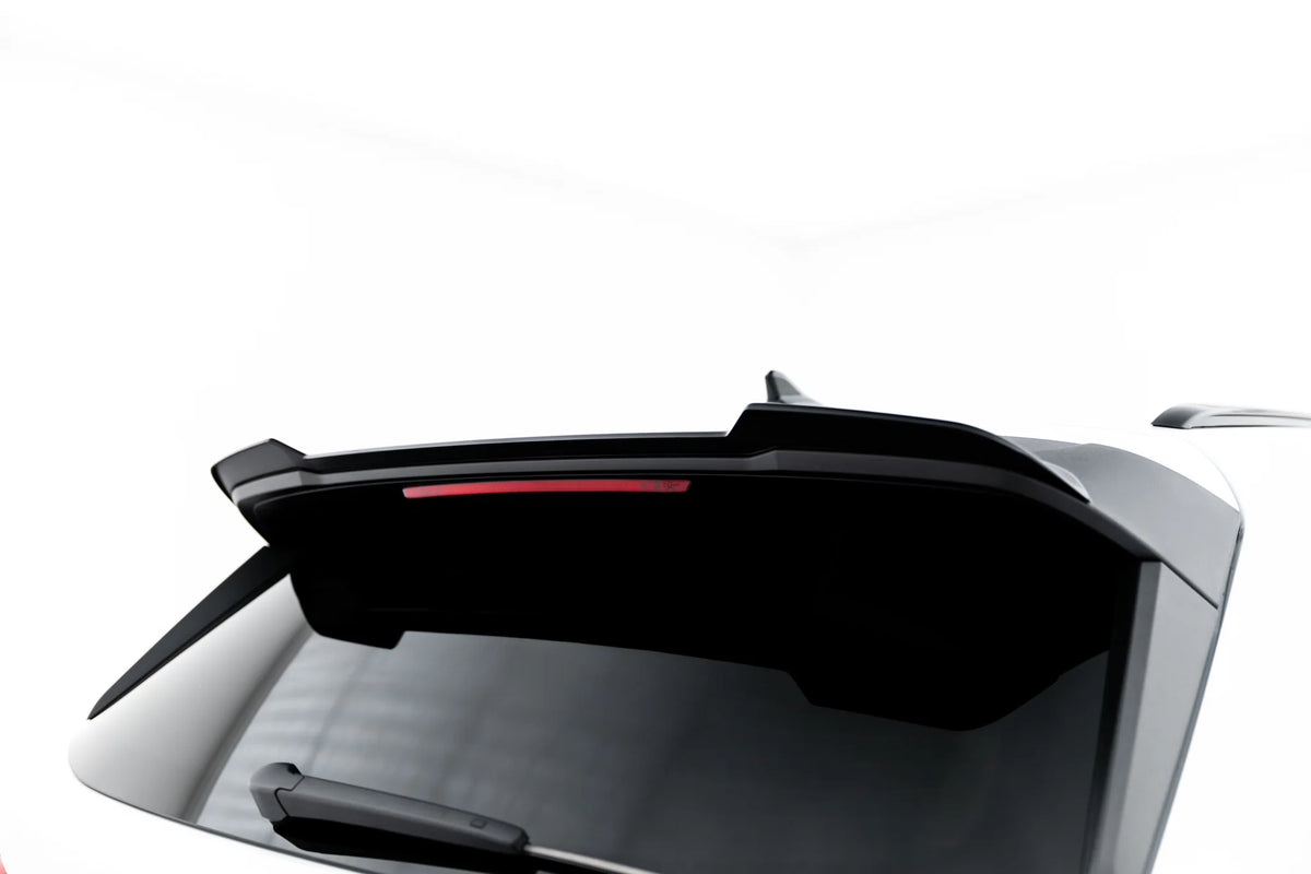 Nærbilde av Spoiler Cap til Skoda Elroq RS Mk1 med blank sort finish
