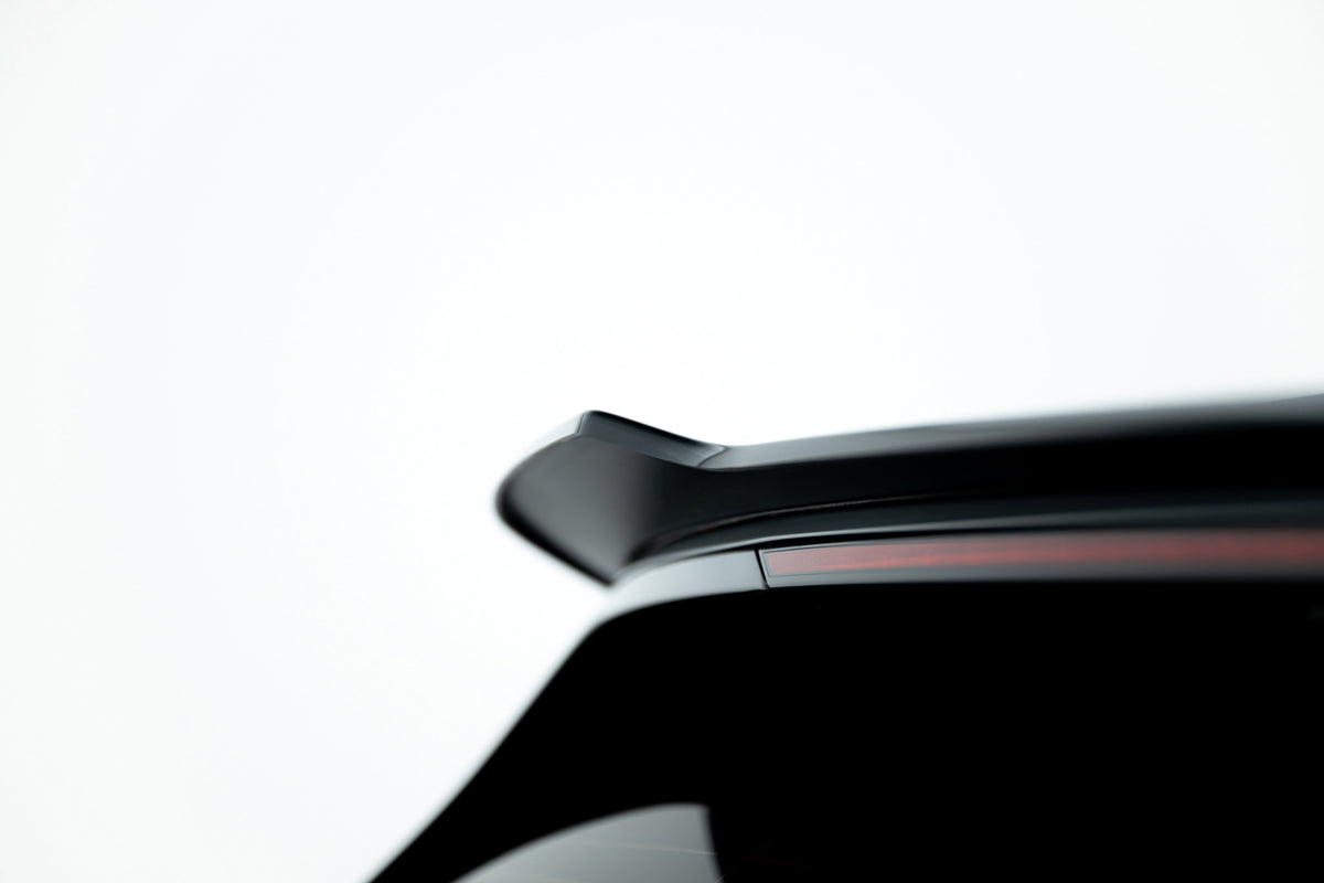 Spoiler Cap montert på hekken til BMW 1-serie M-Pack F70 (2024)