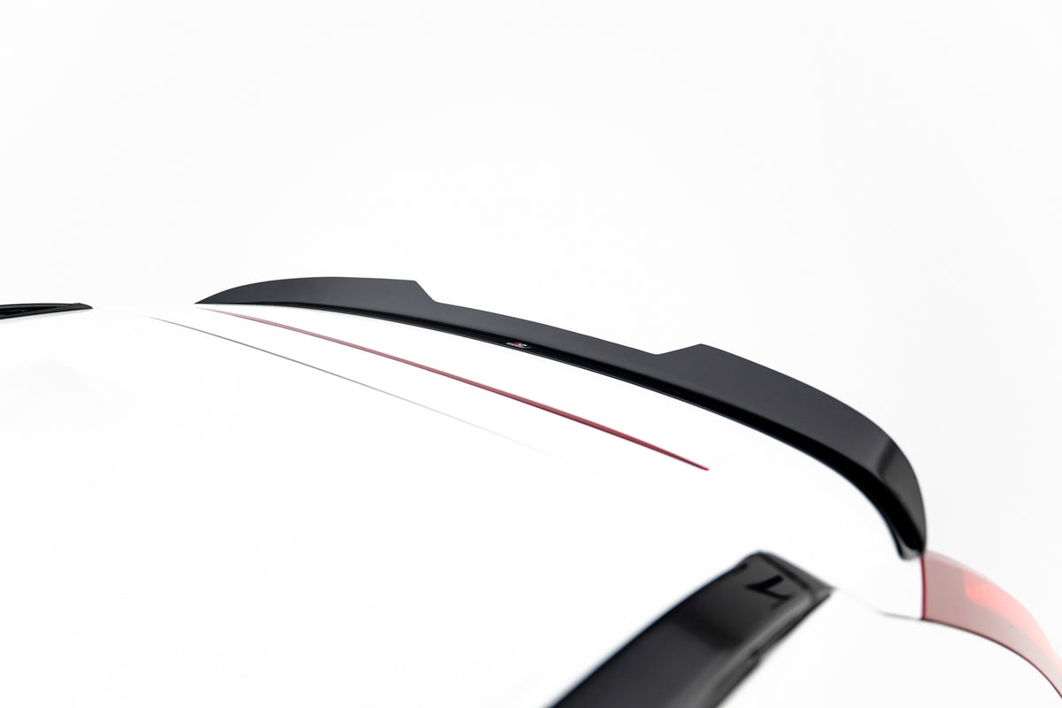 Maxton Design spoiler cap til Volvo XC60 Mk1 Facelift i blank sort ABS, nærbilde
