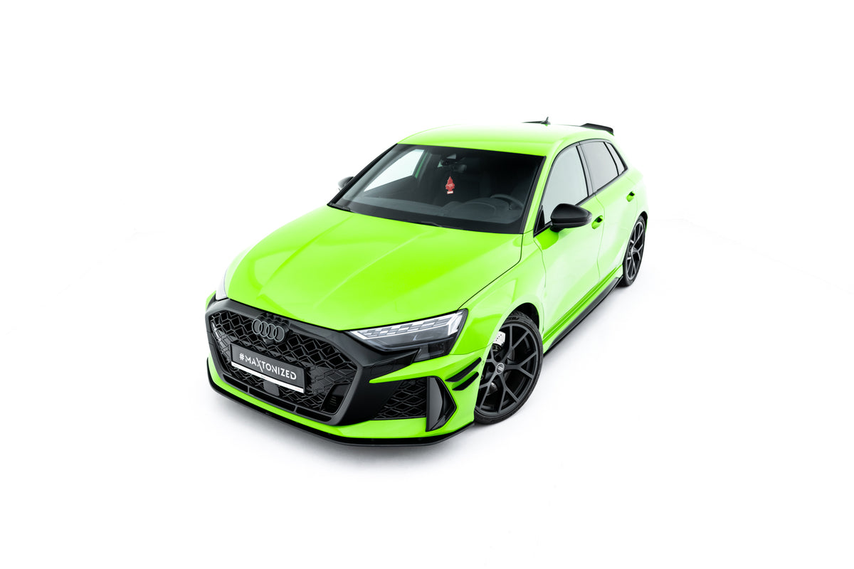 Frontsplitter til Audi RS3 Sportback 8Y sett rett forfra
