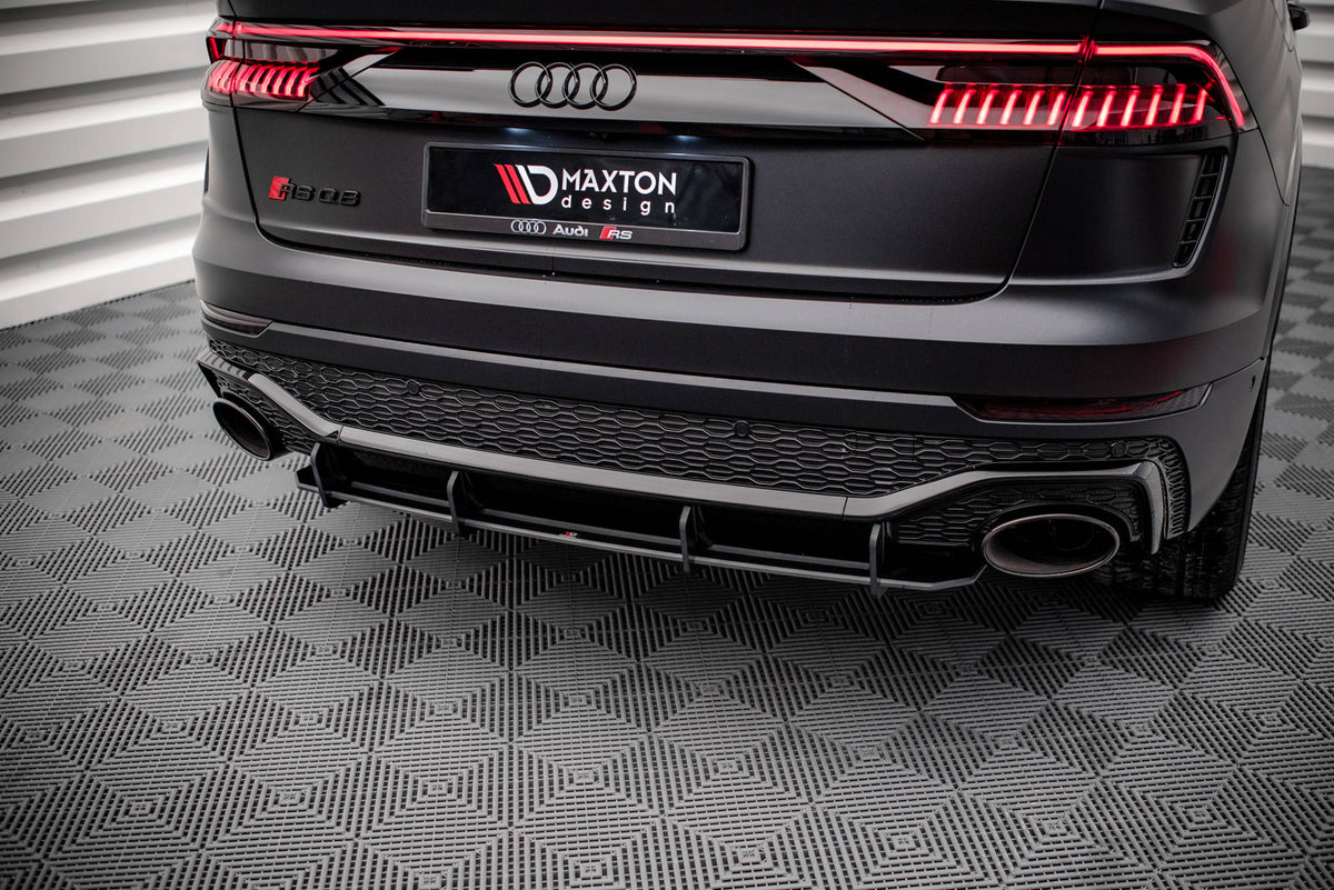 Street Pro diffuser montert på Audi RSQ8 MK1 – bakfanger nærbilde
