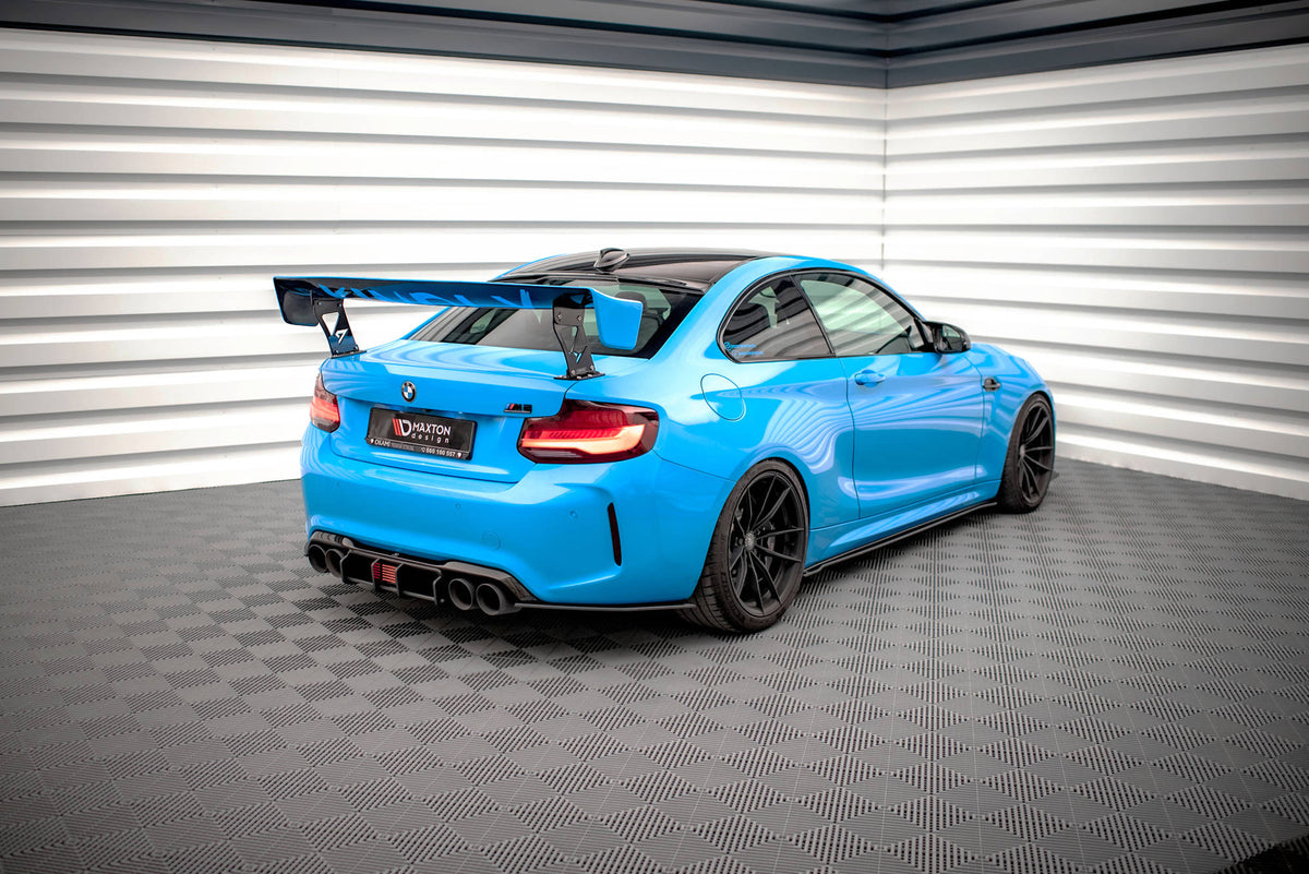 diffuser BMW M2 F87 i profil, skarpe linjer i designet