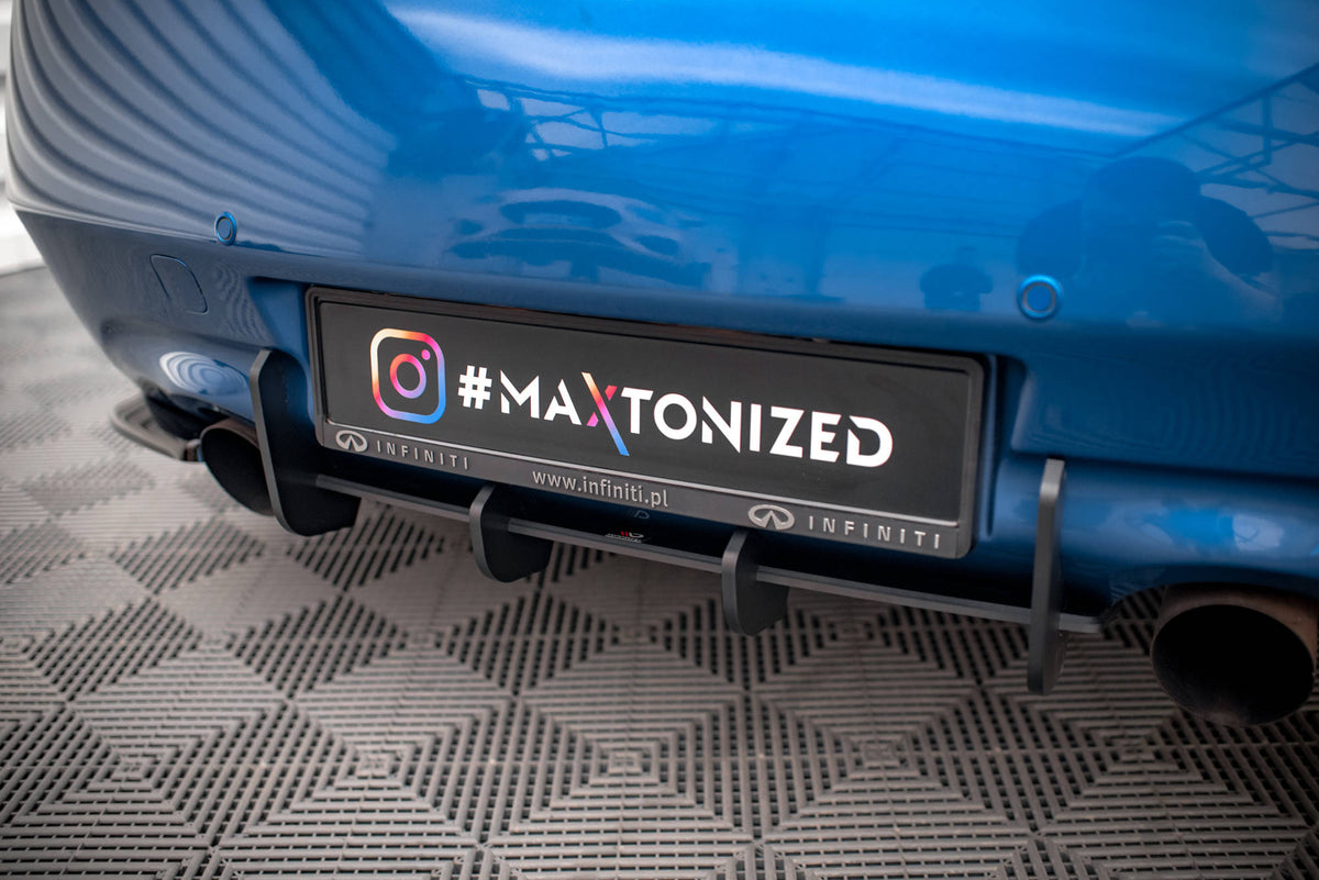 Maxton Design bakdiffusor for G37 Coupe i nærbilde