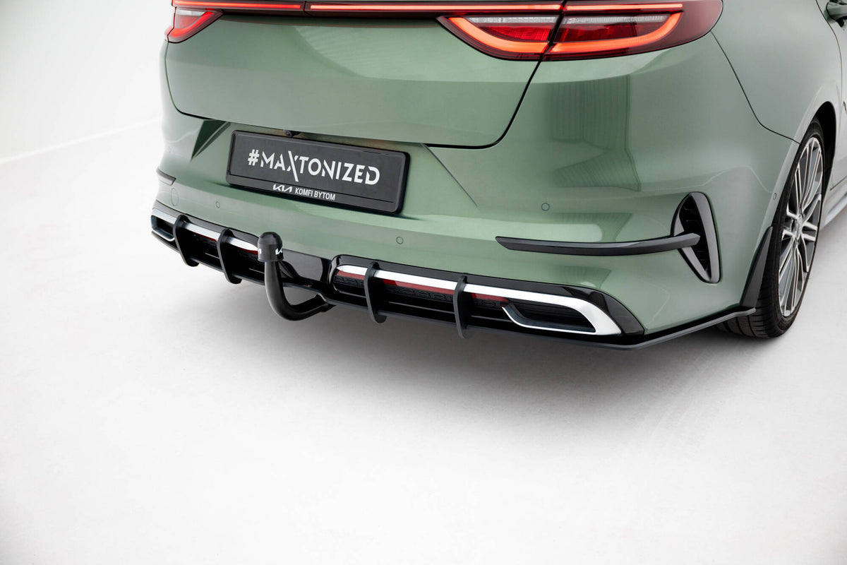 Nærbilde av Maxton Design Street Pro diffuser for Kia Proceed GT-Line