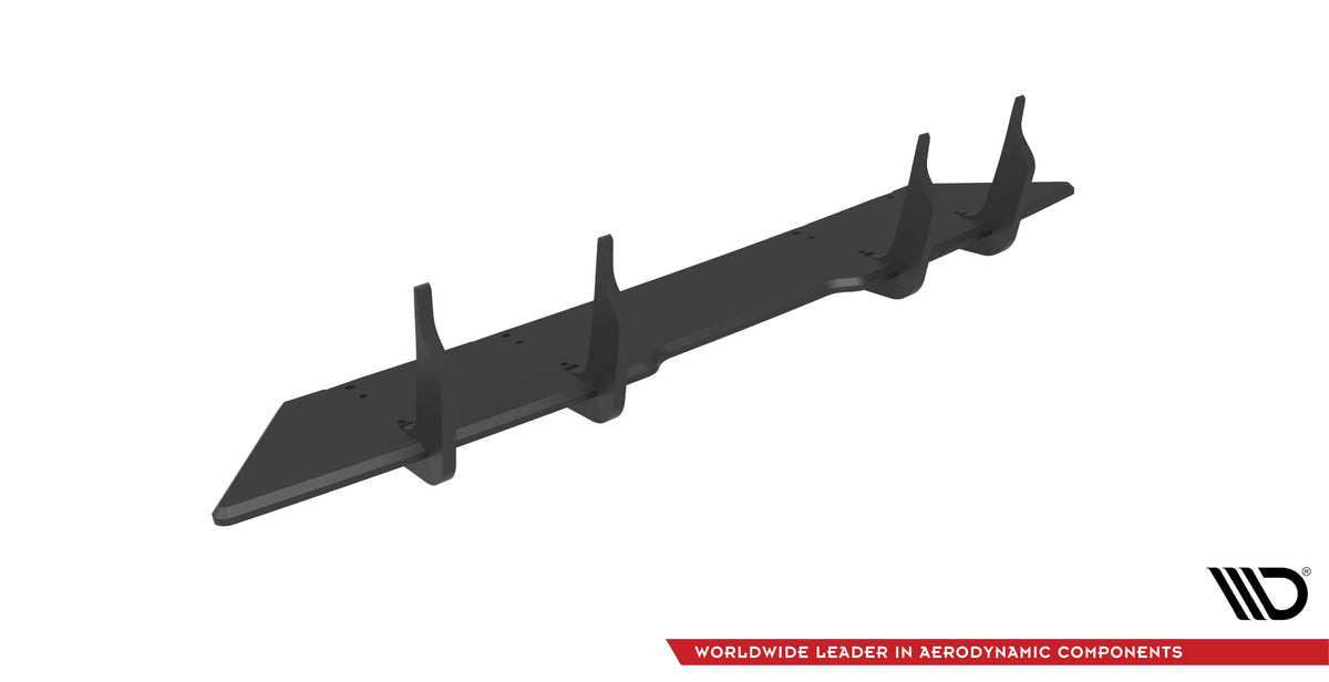 Maxton Design Street Pro bakdiffusor til Mercedes C 43 W205 sett nedenfra
