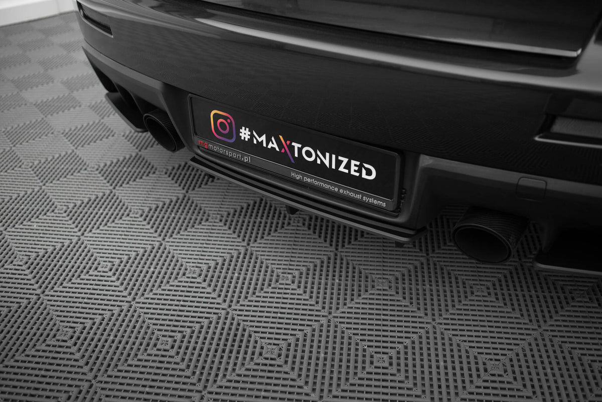 Sentral diffuser Mitsubishi Evo X montert under bakre støtfanger