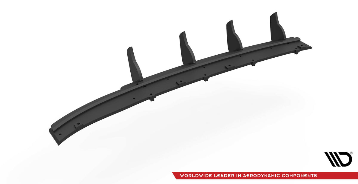 Bakdiffusor i matt svart finish til Seat Leon FR MK3, detaljbilde av overflate