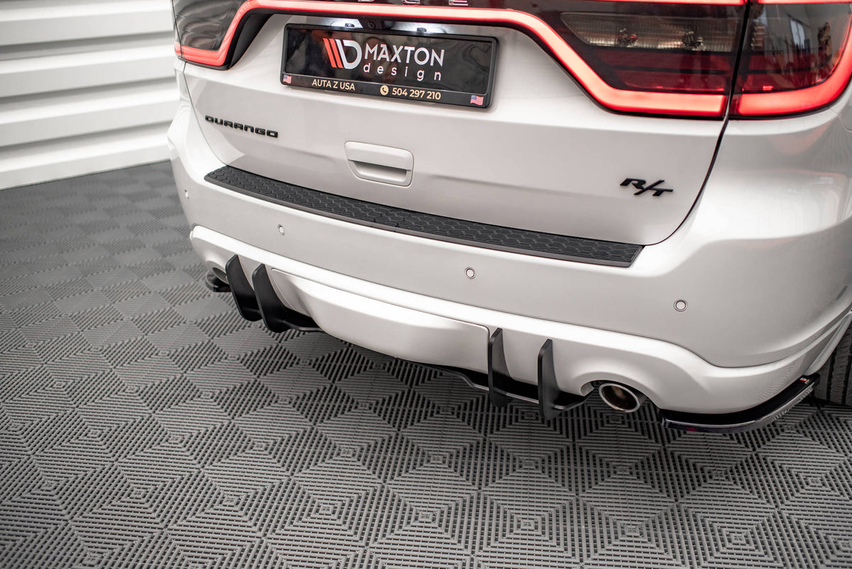 Bakdiffuser V.1 til Dodge Durango RT Mk3 i strukturert svart, sett ovenfra