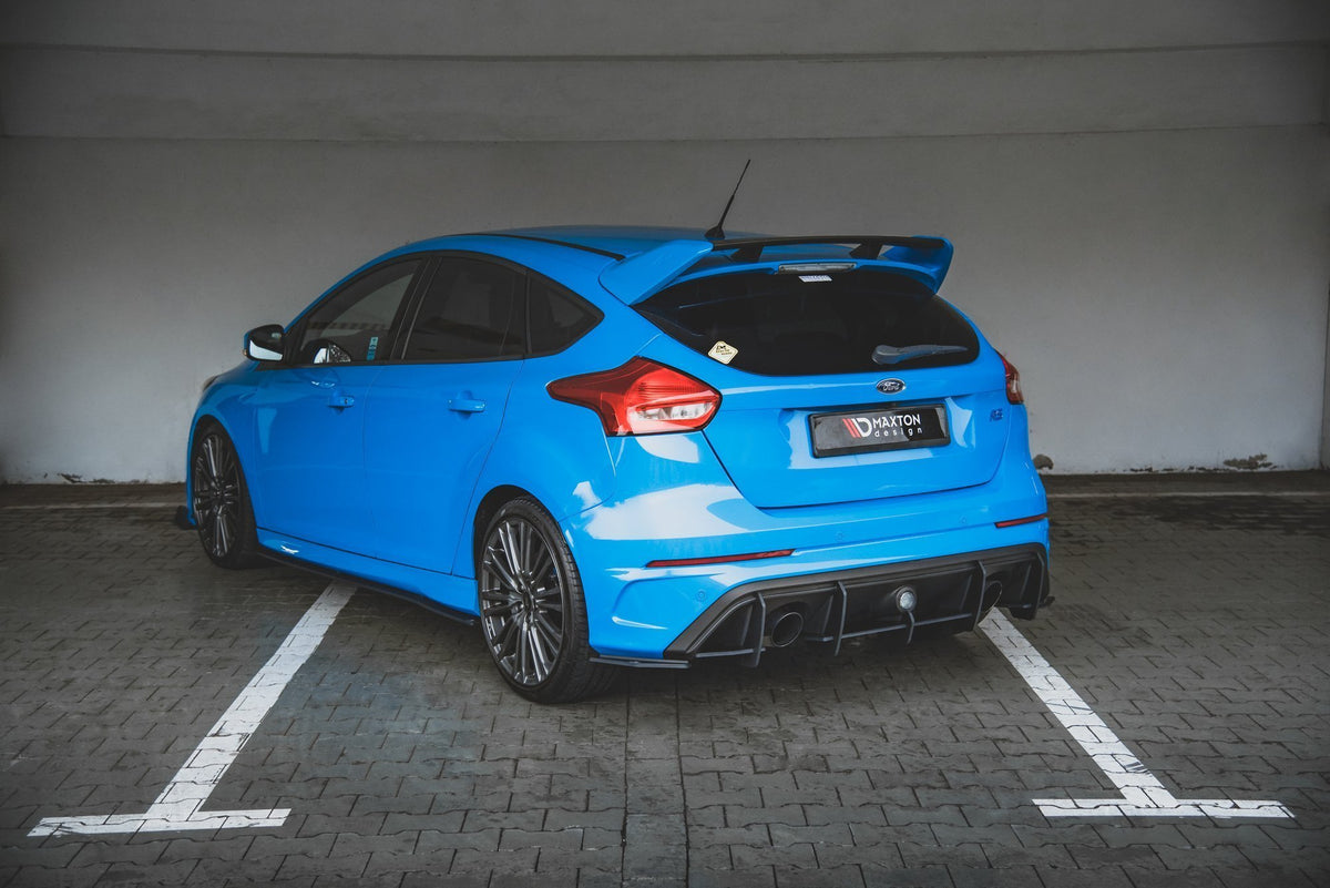 Street Pro diffuser til Ford Focus RS Mk3 sett fra siden