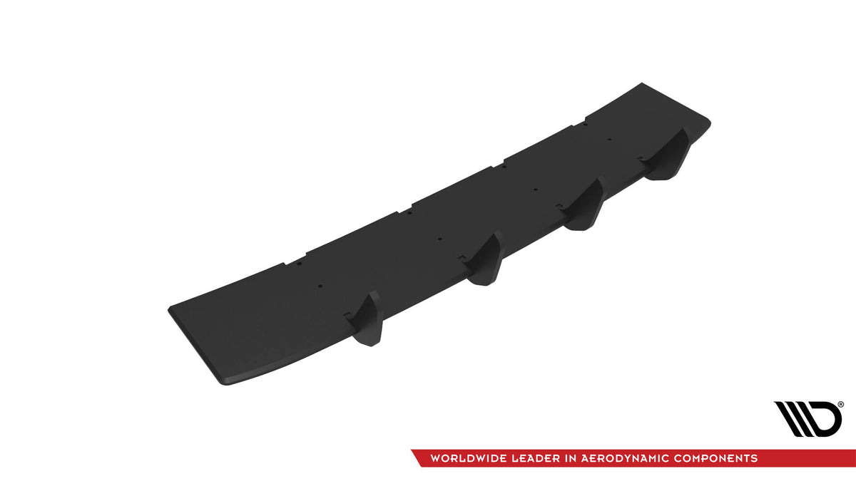 Diffuser V.5 for VW Golf 8 GTI montert på bil med sportslig styling