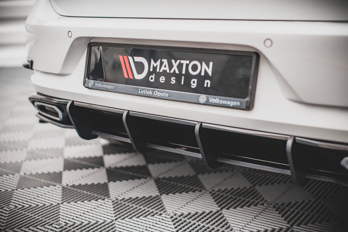 Street Pro bakre diffuser til Volkswagen Golf R-Line Mk7 Facelift i matt sort ABS