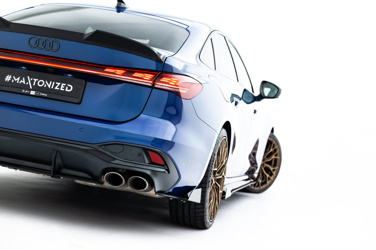 Sidesplittere bak Street Pro til Audi S5 Sedan B10 i matt sort ABS