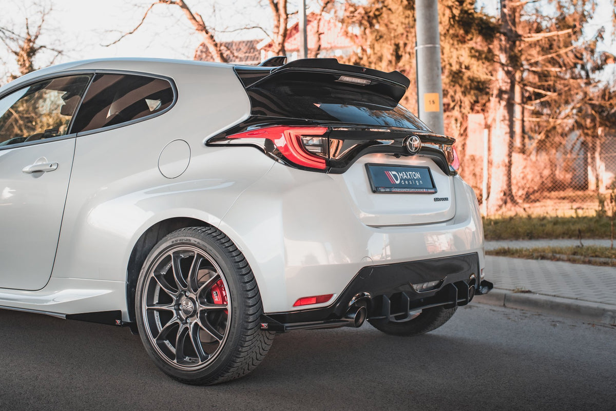 Sideflaps Bak Toyota Gr Yaris MK4 With Flaps – sett fra siden