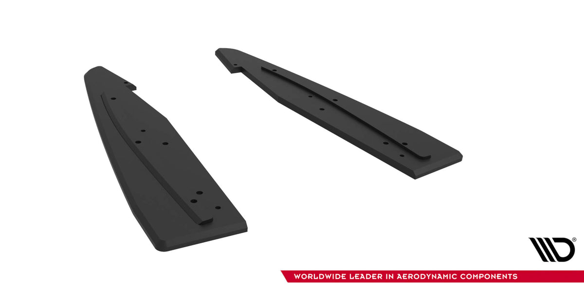Komplett sett med venstre og høyre sideflap og monteringsutstyr for Mustang GT MK6