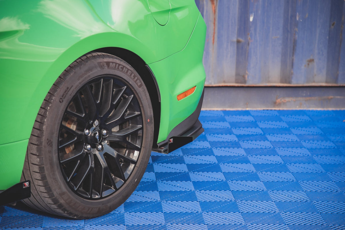 CNC-frest bakre sidesplitter til Mustang GT Facelift, nærbilde av frest overflate