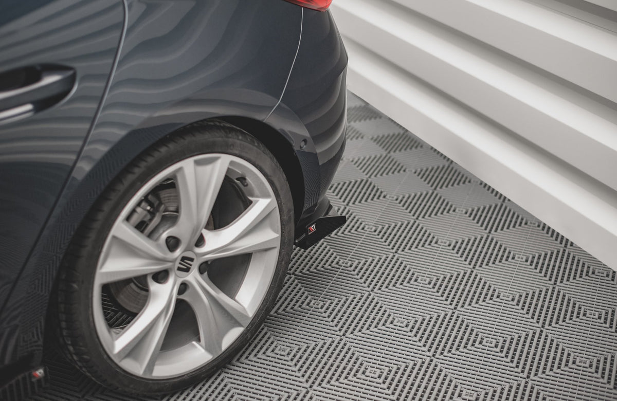 Bakdiffuser fra Maxton Design montert på Seat Leon FR Hatchback MK4