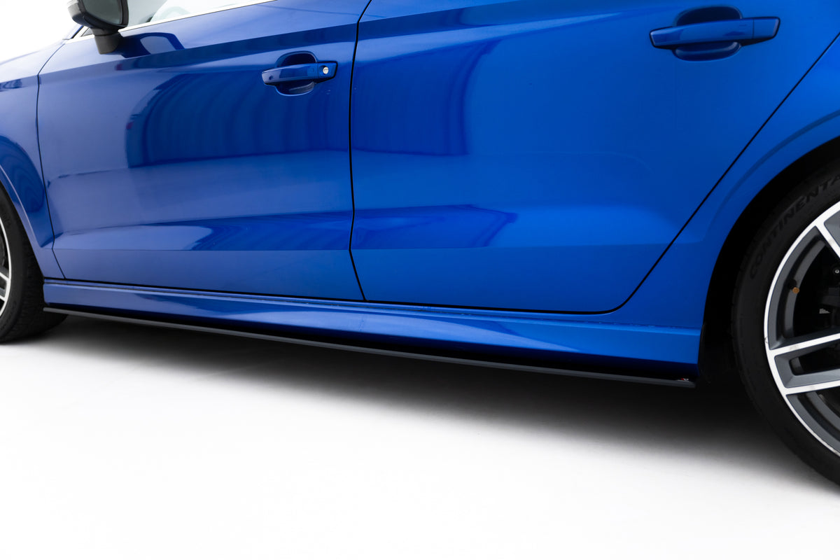 Maxton Street Pro sideskjørt for Audi S3 8V sett ovenfra mot hvit bakgrunn