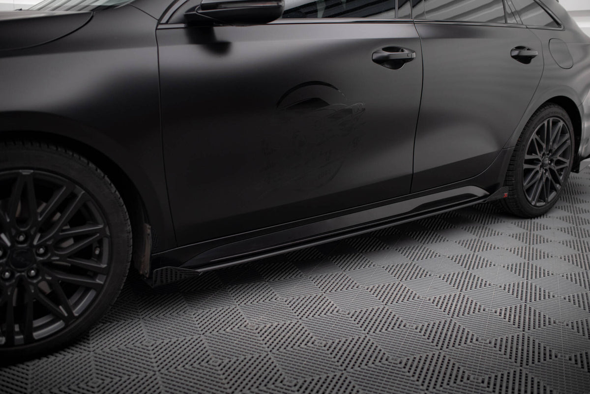 Street Pro sideskjørt-diffusorer med flaps til Kia ProCeed GT Facelift sett ovenfra