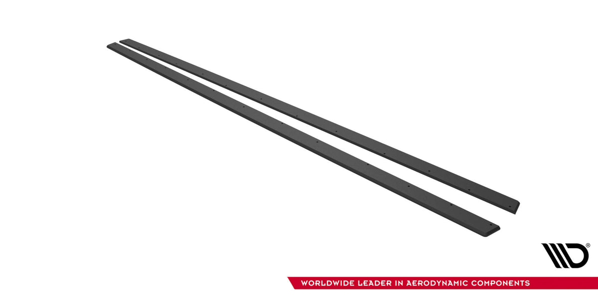 Sidepanel V.2 til VW Golf 8 GTI Clubsport / GTI – nærbilde av overflaten med blank svart finish