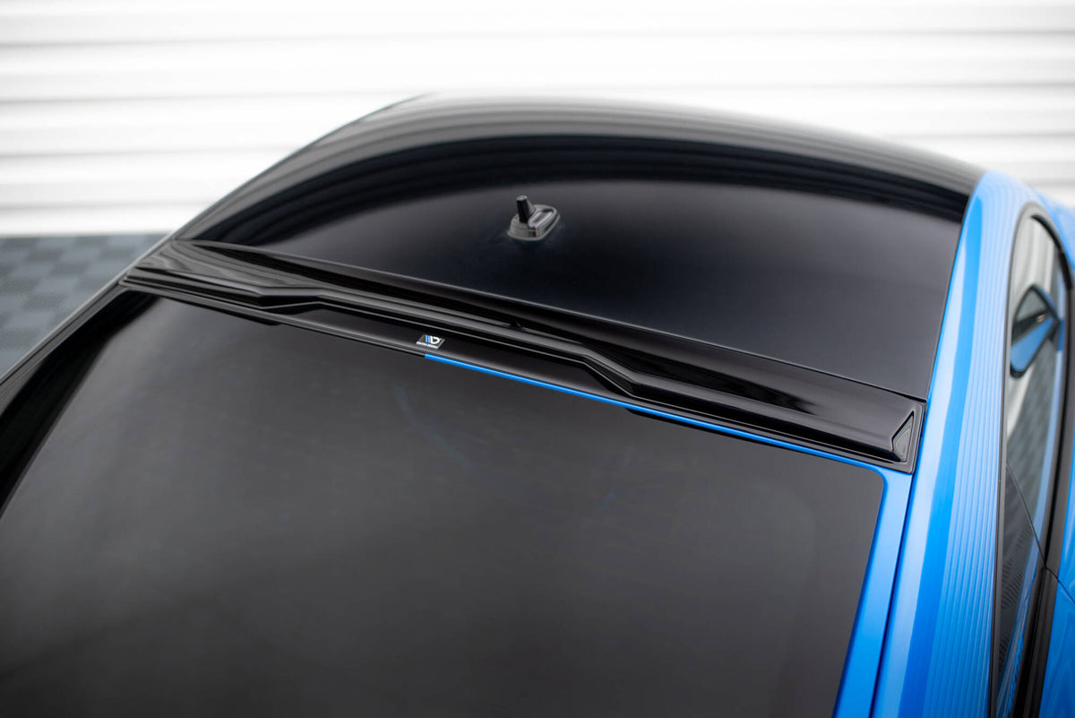 Maxton Design spoiler for Audi TT S-Line 8S Facelift i nærbilde av overflaten