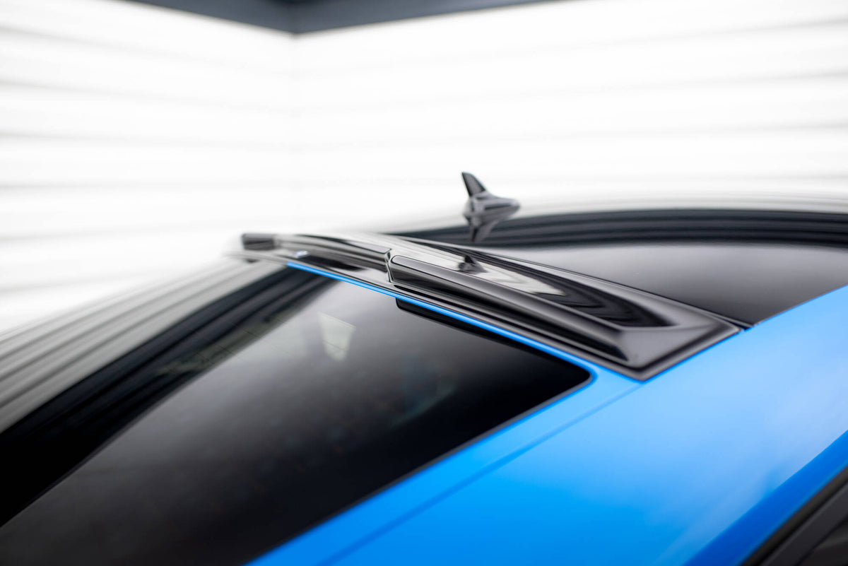 Bakvindu-forlengelse montert på Audi TT 8S Facelift sett fra skrå vinkel bakfra