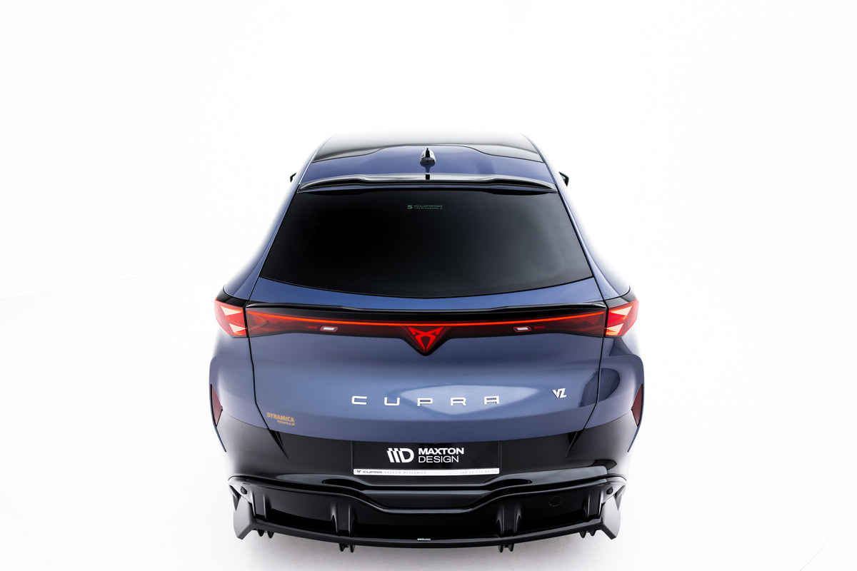 Maxton Design hekkspoiler for Cupra Tavascan Mk1 i Gloss Black, nærbilde