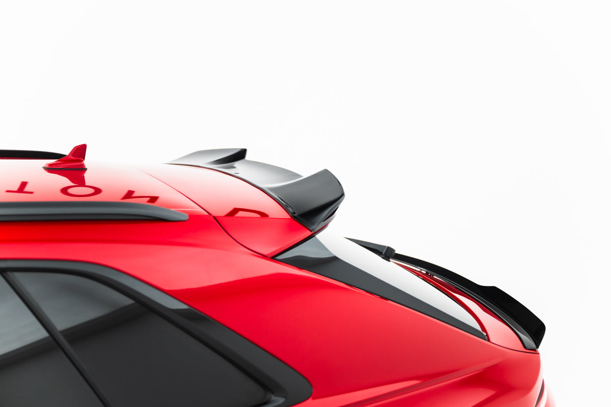 Spoiler Cap 3D i blank svart til Audi RSQ8 Mk1 Facelift montert på takspoiler