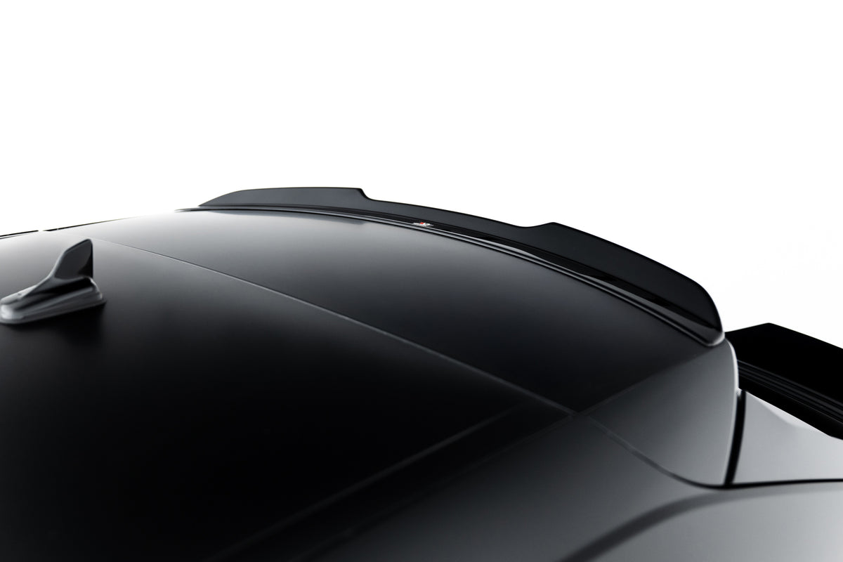 Spoiler Cap montert på bakluken til Audi Q8 Mk1 Facelift