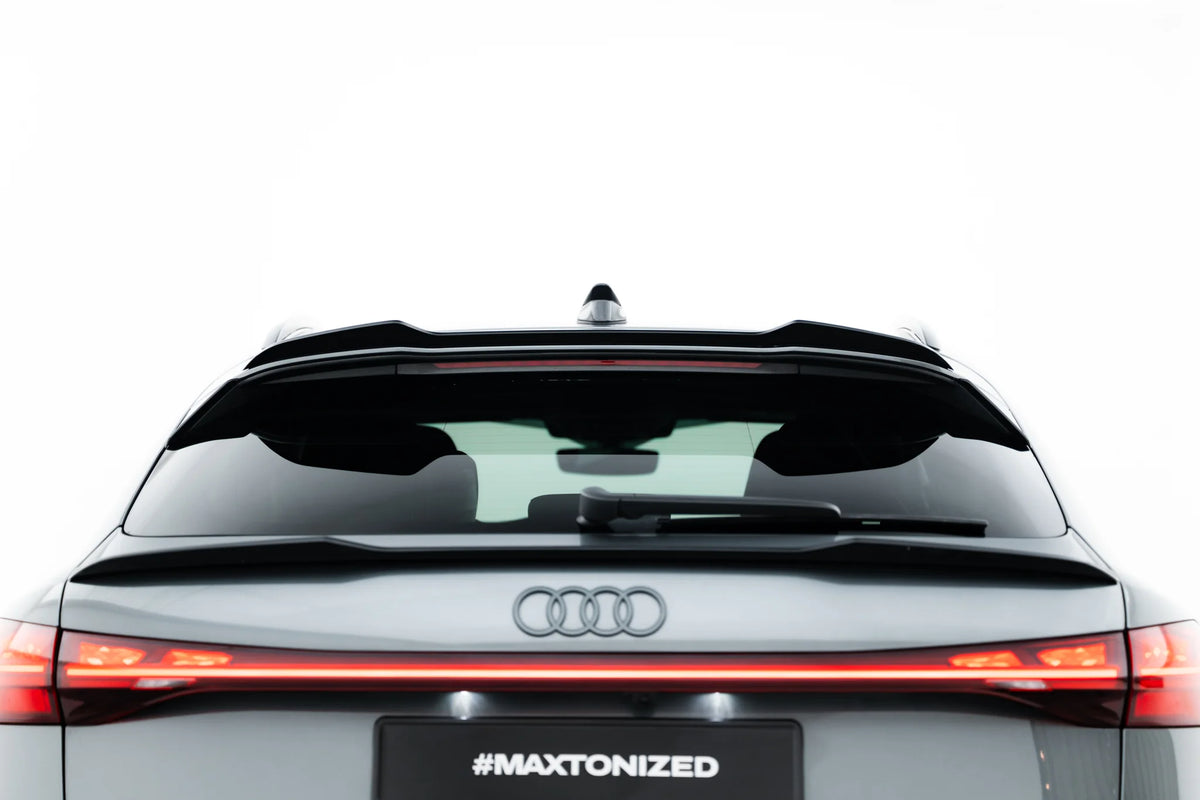 Spoiler Cap til Audi Q5 S-Line Sportback Mk3 montert på hekkspoiler