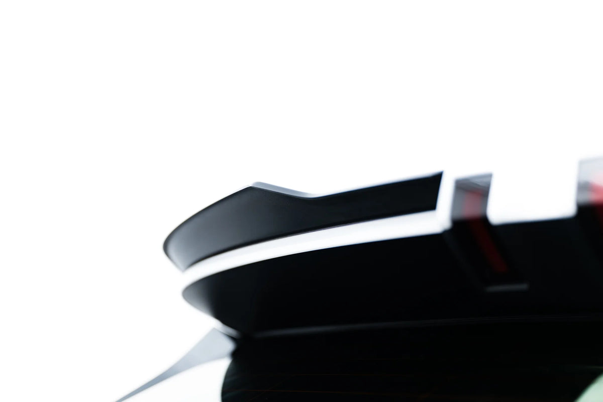 Maxton Design Spoiler Cap til Omoda 9 Mk1 sett fra siden