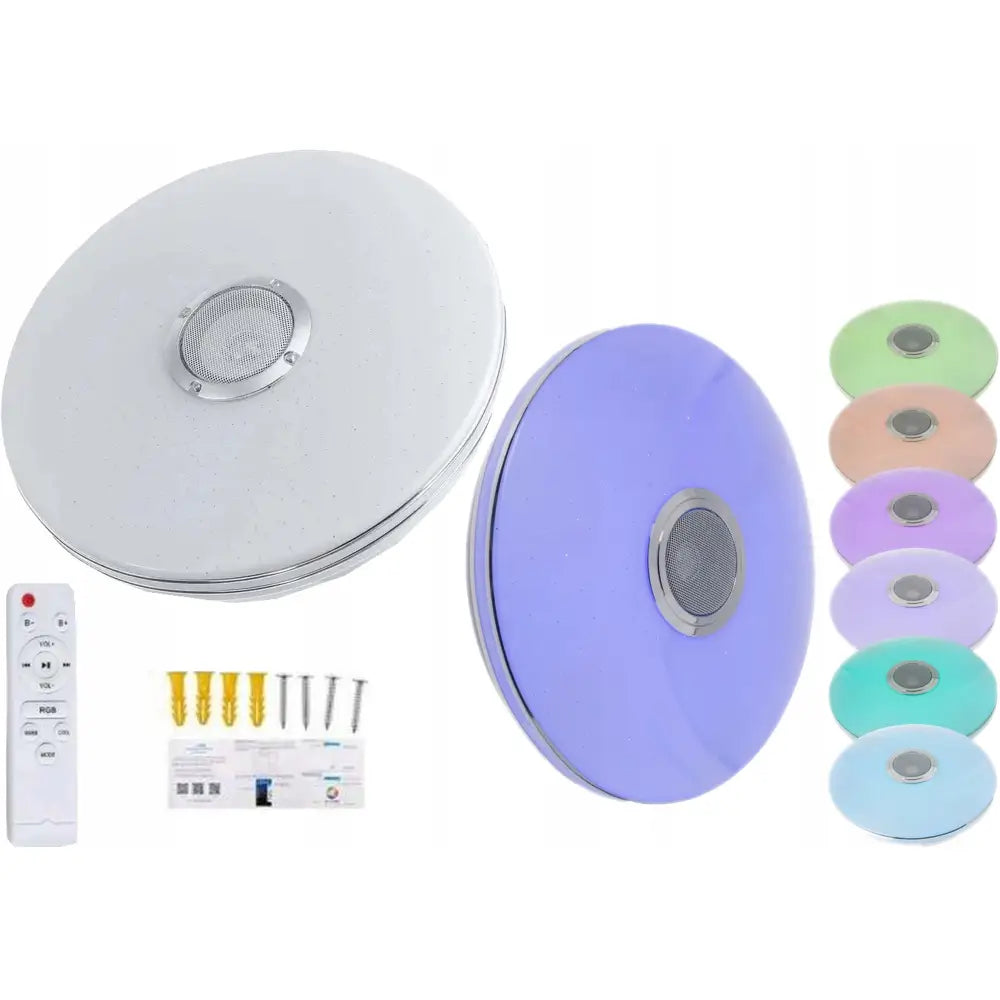 Premio taklampe med Bluetooth og integrert høyttaler, vist i farger, med fjernkontroll og tilbehør.