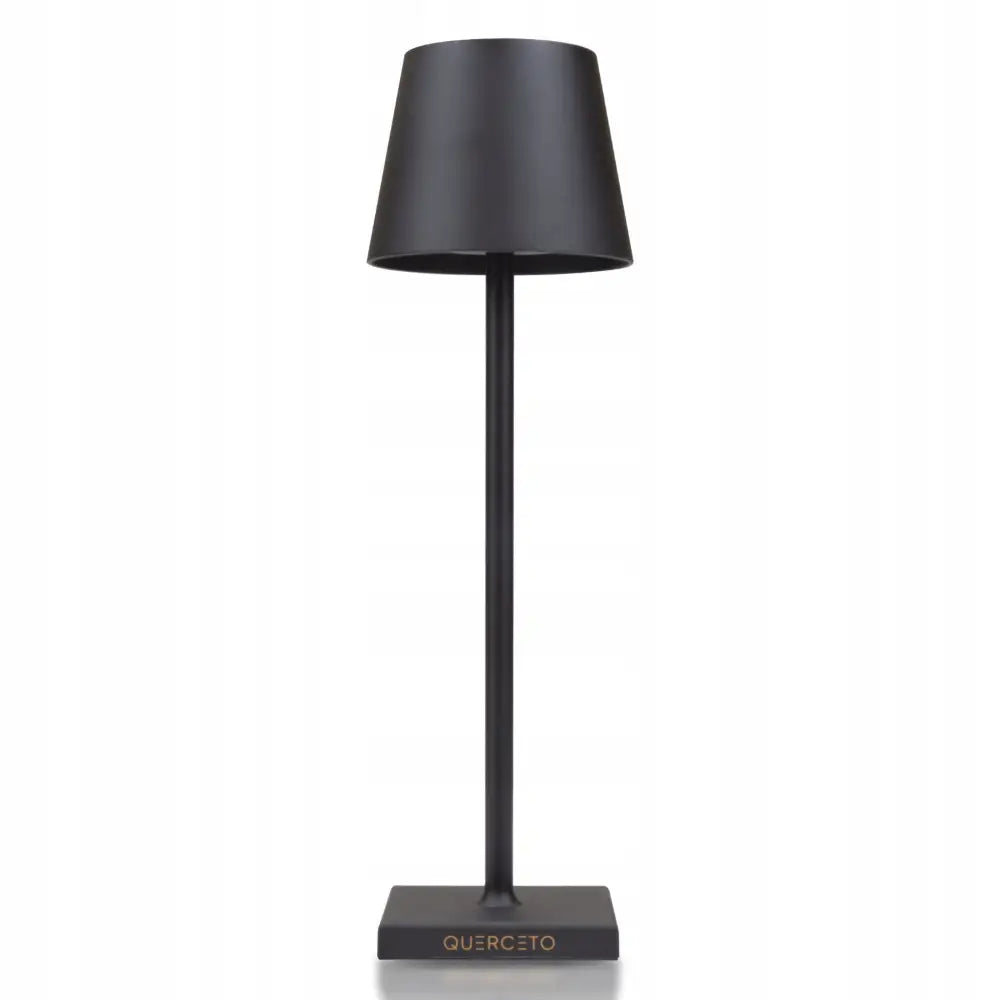 Querceto bordlampe LED i svart metall, frontvisning med synlig logo på foten og moderne firkantet base.