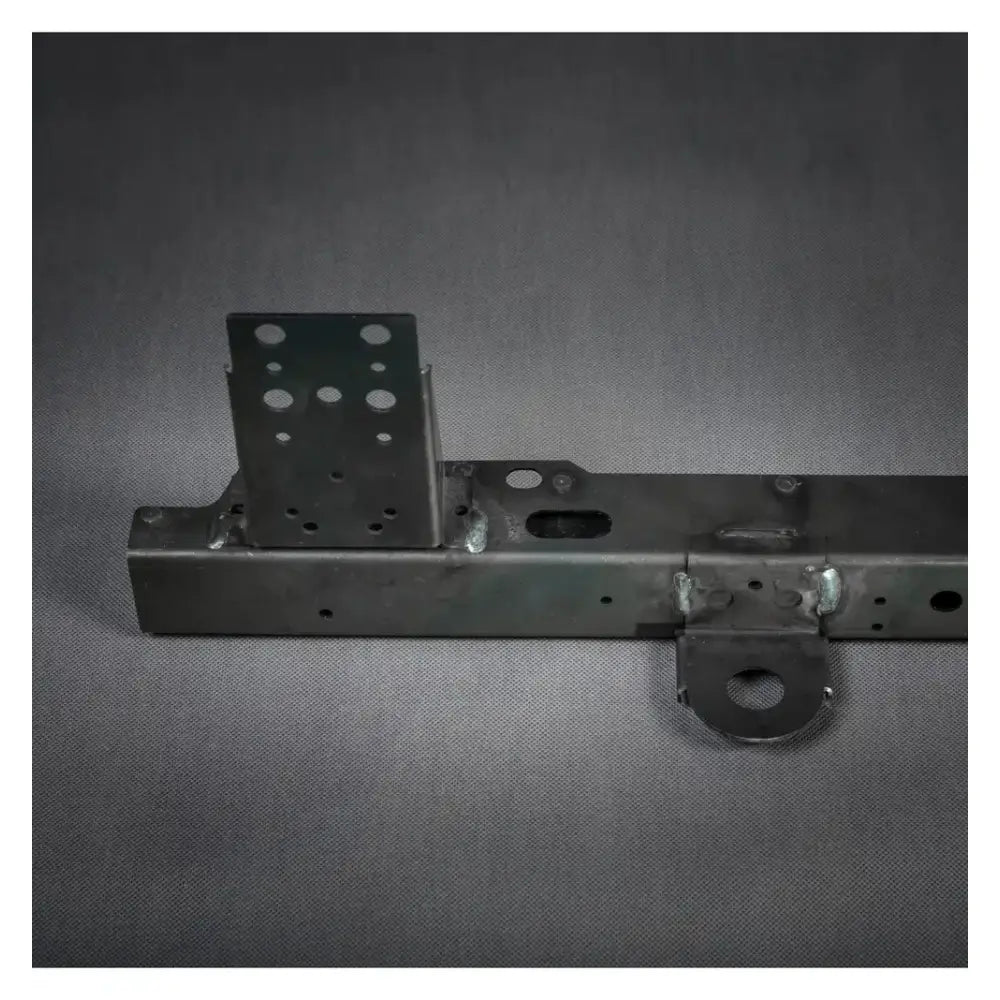 Radiatorfeste Ramme Foran - Nissan Patrol Y60 87-97