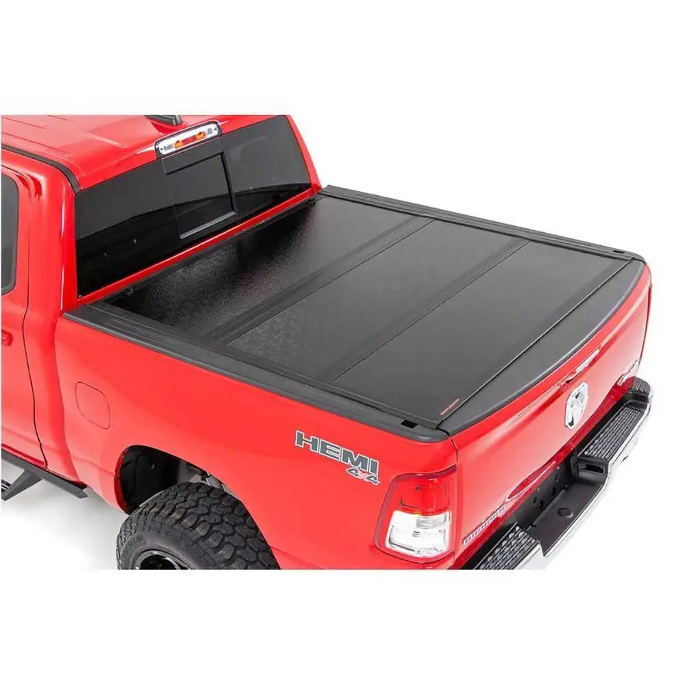 Ram 1500 Dt 19- Bilplan og Utstyr - Tredelt Lavprofil Hardtop av Rough Country