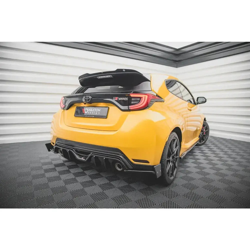 Rear Side Splitters + Flaps V.4 Toyota Gr Yaris Mk4