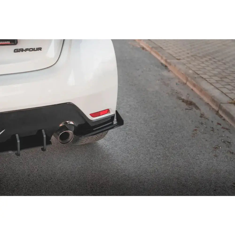 Rear Side Splitters Racing Durability + Flaps Toyota Gr Yaris Mk4