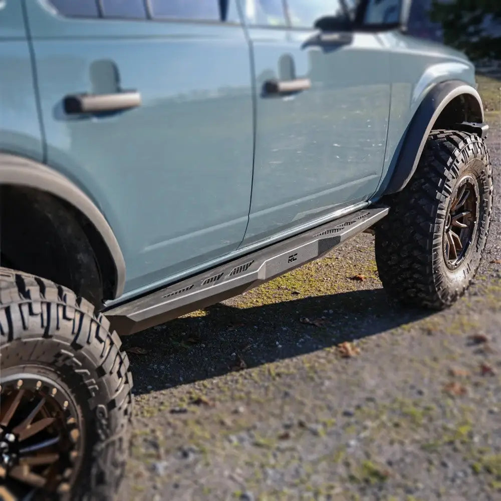 Rock Sliders Rough Country for Ford New Bronco 4 d 21-