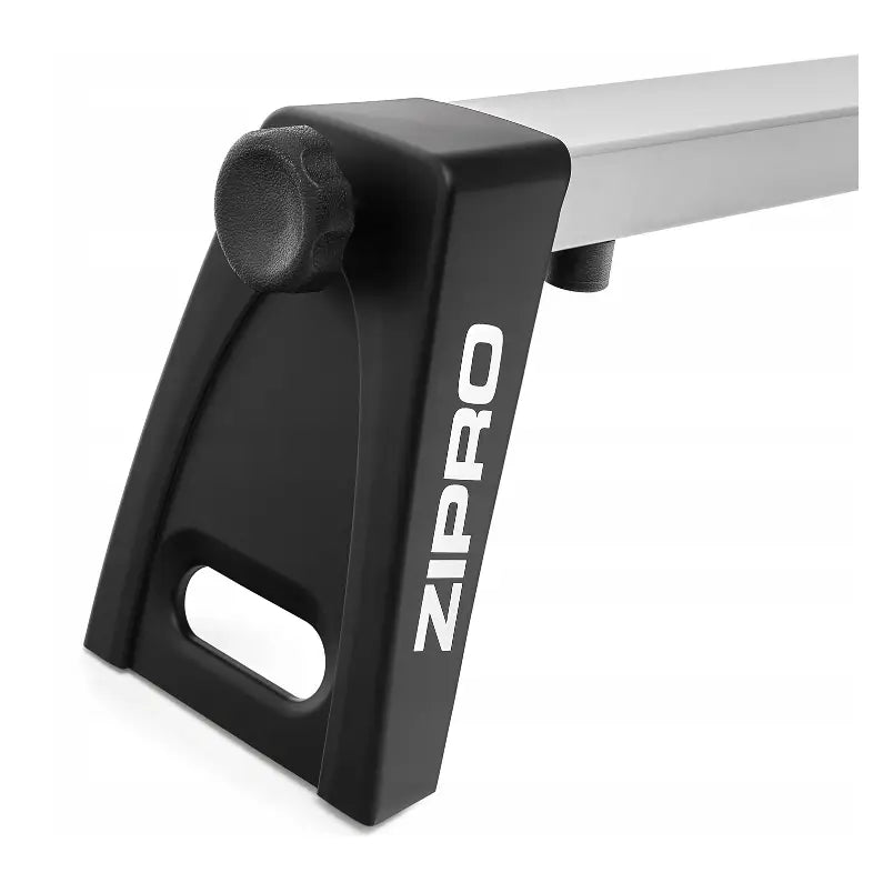 Romaskin Ergometer, detalj av svart plastfeste med ZIPRO-logo og skruknott på sølvfarget metallstang.