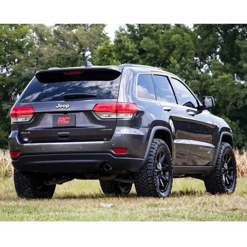 Rough Country 2,5’’ Hevekit for Jeep Grand Cherokee Wk2 11-15