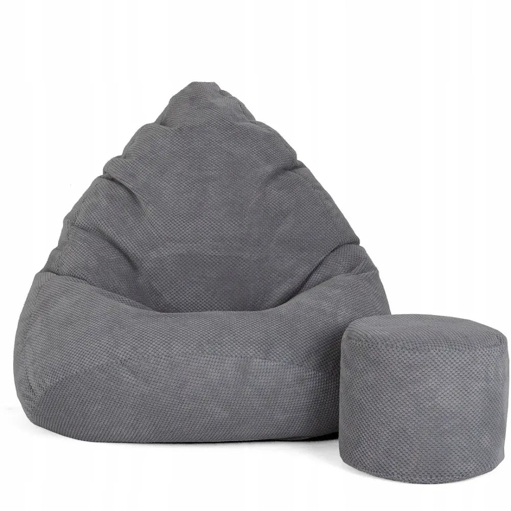 Sakkosekk Mega Puff i grått tekstil, sett forfra med matchende rund puff mot hvit bakgrunn.